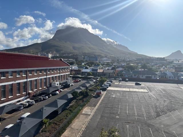 To Let 2 Bedroom Property for Rent in Observatory Western Cape